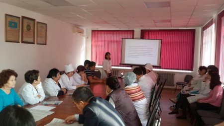 Собрание специалистов Актюбинского центра СПИД