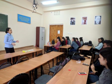 Қ.Жұбанов атындағы АӨМУ студенттерімен АИТВ-жұқпасының алдын алу бойынша кездесу