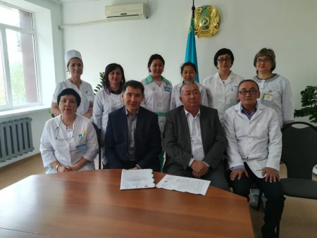 Ақтөбе қаласында ҚДИАҒО директорымен жұмыс кездесуі