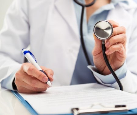 Әлеуметтік медициналық сақтандыру Қорының басшысы МӘМС бойынша жиі қойылатын 10 сұраққа жауап берді 2020 жылдың 1 қаңтарынан бастап 1406 байланыс орталығының жұмысы 24/7/365 тәртібіне көшті.  МӘМС енгізілген күннен бастап бүгінге дейін 1406 байланыс