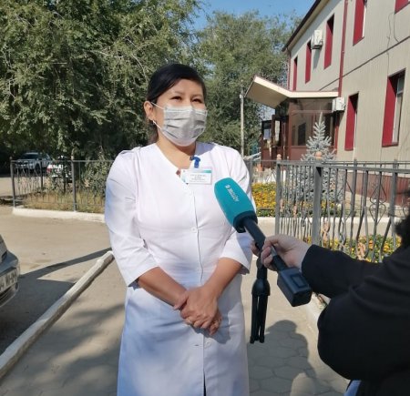 ЖИТС ОО мамандарының ТВ-да сұхбат беру