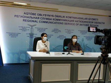 Дүниежүзілік ЖИТС-ке қарсы күрес кампаниясы аясында өткізілген баспасөз-конференциясы