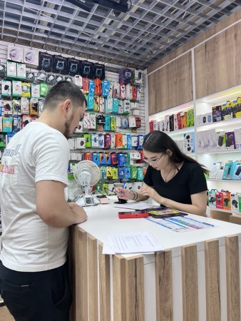 "Алия" базарына келушілер арасында АИТВ-инфекциясын білуге сауалнама жүргізілді