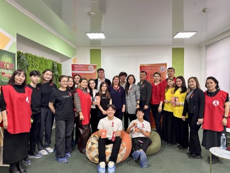 Ақтөбедегі ВИЧеринка: жастар білім мен денсаулықты таңдайды!